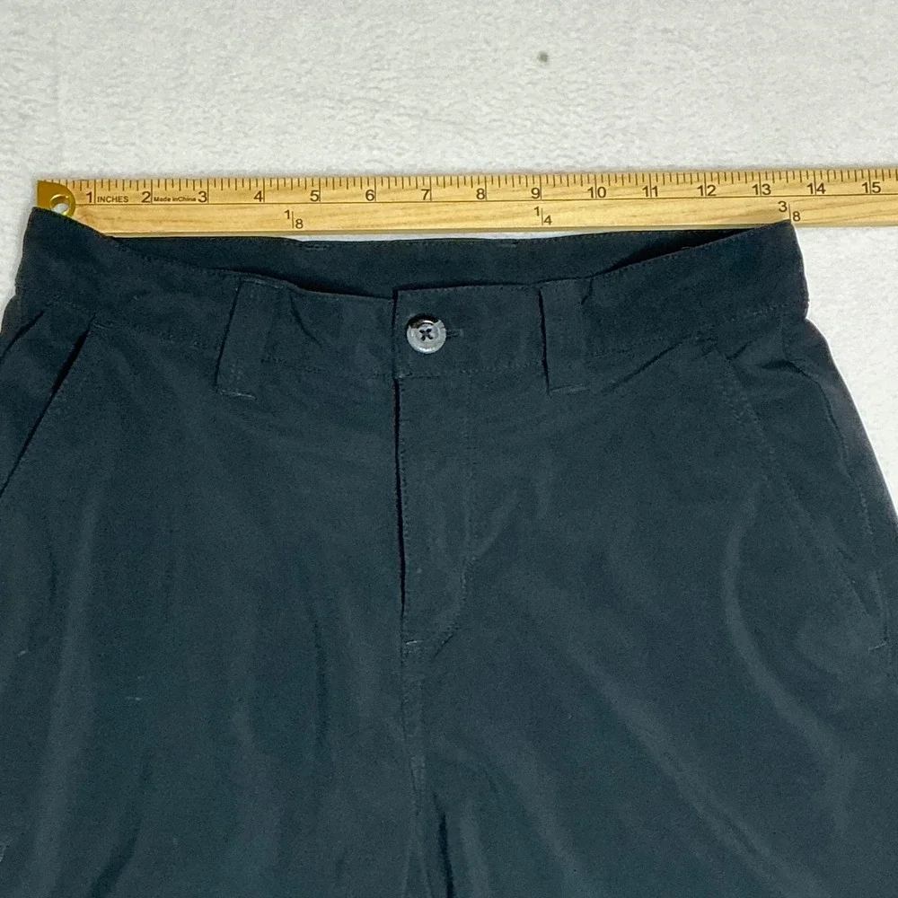 Columbia Men's Black Cargo Shorts Size 28 Outdoor‎ Hiking Fishing